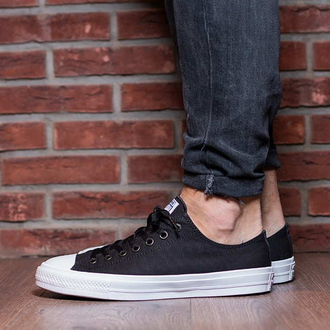 converse chuck taylor 2 low