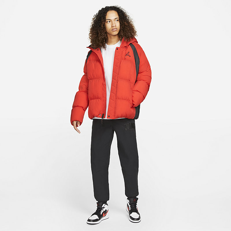 JORDAN ESSENTIALS PUFFER JACKET | SPORTGURU.EU