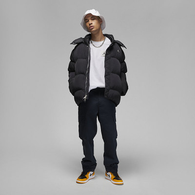 JORDAN ESSENTIALS STATEMENT PUFFER JACKET