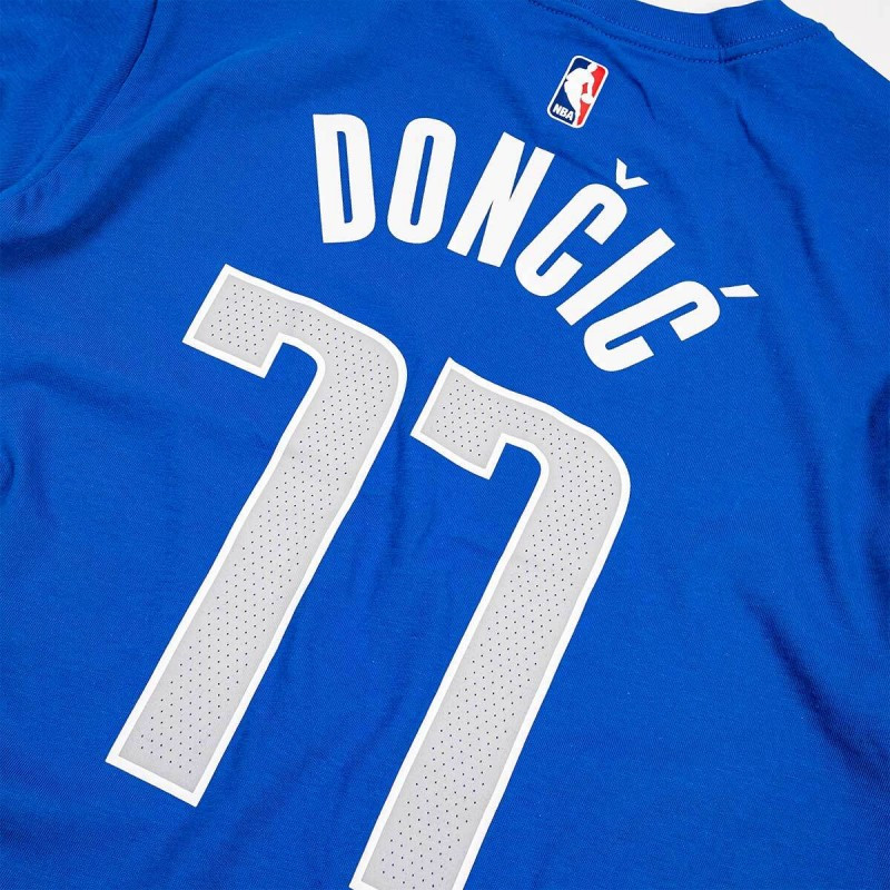 Nike Short Sleeve T-Shirt - Dallas Mavericks Luka Doncic